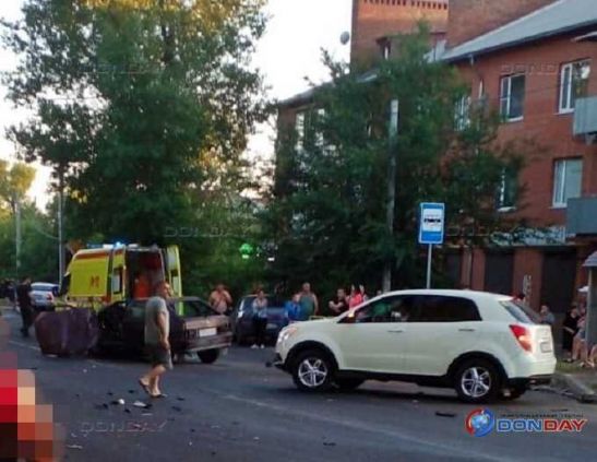 В Шахтах два человека пострадали в ДТП с участием 17-летнего водителя
