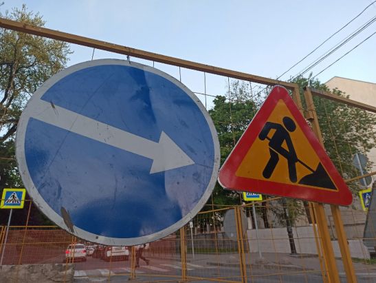 В Ростове из-за ремонта на Шолохова автомобилисты простоят в пробках до сентября
