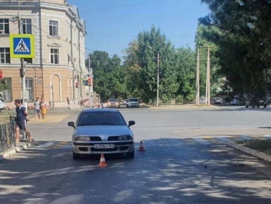 В Новочеркасске водитель иномарки сбил пенсионера