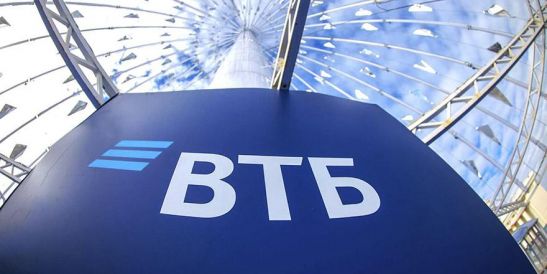 ВТБ: россияне стали тратить больше на фастфуд