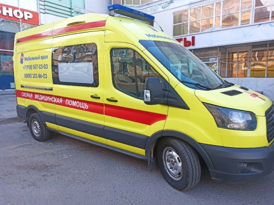 В Шахтах 23-летняя девушка насмерть разбилась, выпав из окна пятого этажа