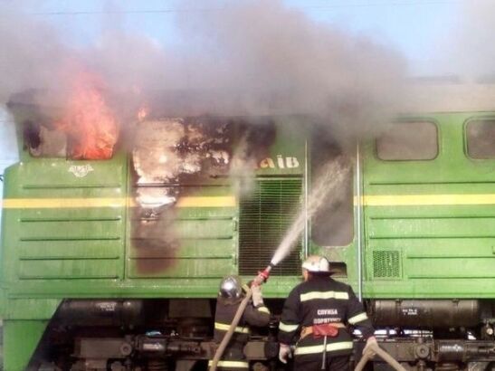 В Ростове сгорел вагон поезда в депо