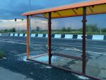 В Ростове разбили новую стеклянную остановку
