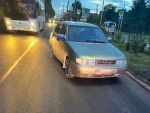 В Таганроге 32-летний мужчина попал под колеса легковушки