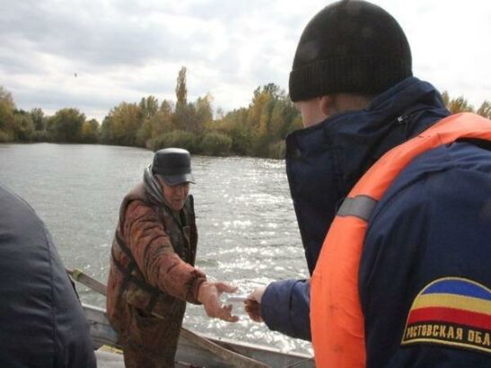 Донские спасатели за неделю провели 115 рейдов в местах отдыха у воды