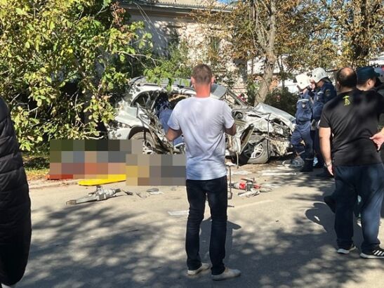 В Таганроге женщина погибла в жестком ДТП с участием грузовика