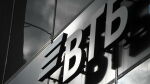 ВТБ снижает минимальную ставку по кредитам наличными