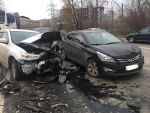 На Нагибина в Ростове в массовом ДТП пострадал водитель «Лады Приоры»