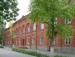 В Таганроге из-за угрозы взрыва оцепили Мариинскую гимназию