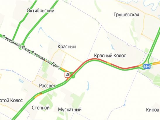 На трассе под Новочеркасском образовался гигантский затор из-за аварии с фурой