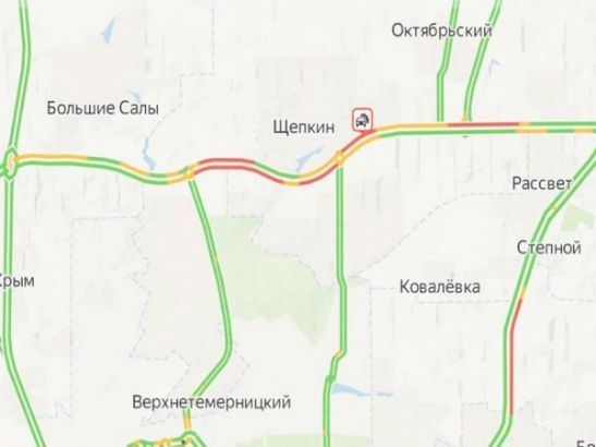 Северный обход Ростова сковали многокилометровые пробки из-за гололеда