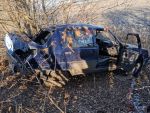 В Гуково водитель легковушки устроил ДТП с пострадавшими, съехав в кювет