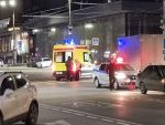 В центре Ростова пешеход попал под колеса буксируемого автомобиля