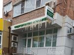 Жители Северного пожаловались на опасные сосульки, свисающие с многоэтажки