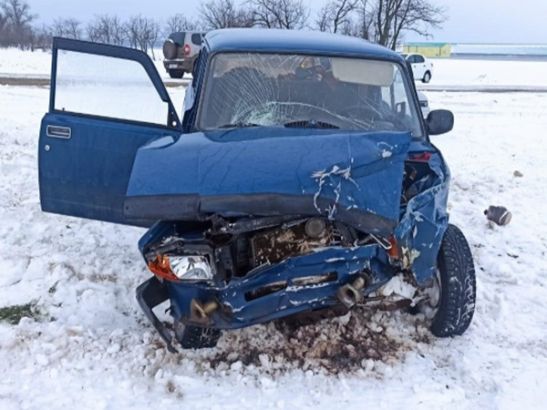 На трассе Волгоград - Каменск два человека пострадали в ДТП с двумя «семерками»