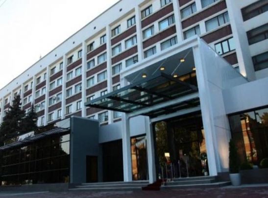 В гостинице Таганрога 70-летнего мужчину обнаружили повешенным