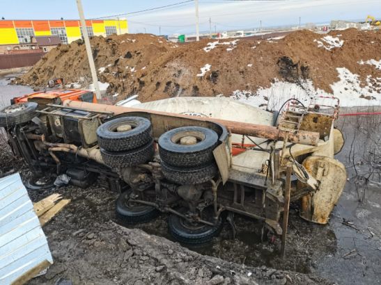 На трассе М-4 «Дон» два человека пострадали в ДТП с бетономешалкой
