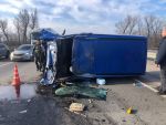 Водитель и два пассажира микроавтобуса пострадали в ДТП с «перевертышем» под Ростовом