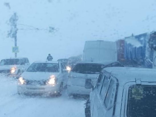 С перекрытого участка трассы М-4 «Дон» эвакуировали 20 человек
