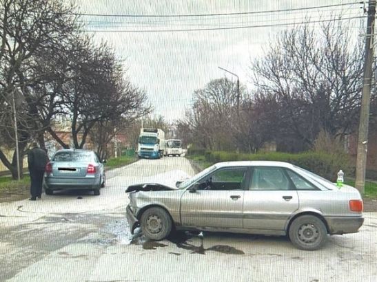В Новочеркасске два человека пострадали в ДТП с «Ауди» и «Шкодой»