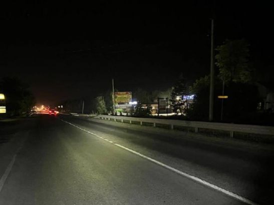 На трассе под Азовом 48-летний мужчина попал под колеса кроссовера