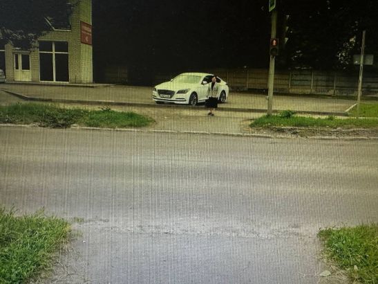В Таганроге водитель на внедорожнике сбил 25-летнего парня