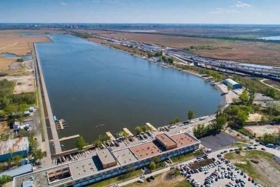 В Ростове на гребном канале обрушилась трибуна стадиона: есть жертвы