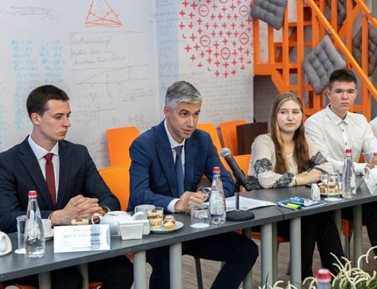 Алексей Логвиненко встретился с молодежным активом Ростова-на-Дону