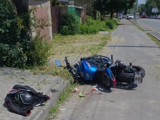 В Ростове ищут свидетелей ДТП на Шолохова с пострадавшим мотоциклистом: видео