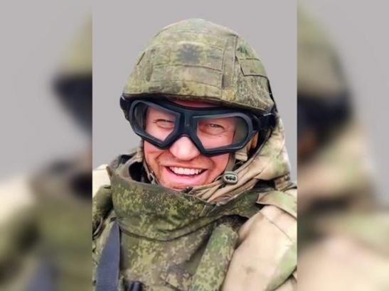 На Дону семье погибшего в СВО разведчика-гранатометчика вручили орден Мужества