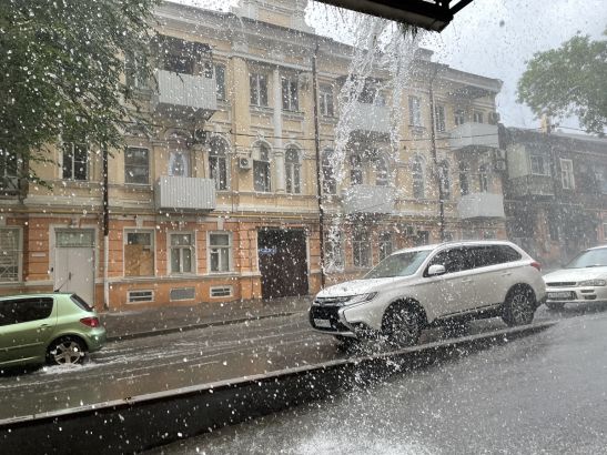 В Ростове перекроют движение на пяти улицах из-за мощного ливня