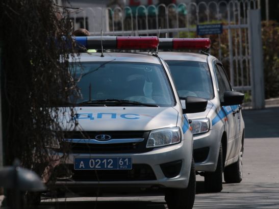 В Ростове разыскивают водителя авто, сбившего 60-летнего мужчину