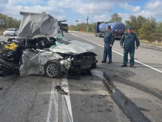 Пассажир «Киа» погиб в ДТП с военным грузовиком на трассе под Каменском