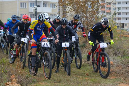 В Суворовском прошла большая велогонка, закрывшая велосипедный сезон