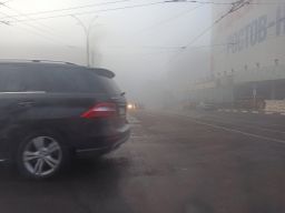 Водителей предупредили об опасности на дорогах из-за тумана в Ростовской области