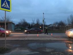 Под Новочеркасском 16-летнего парня сбила легковушка