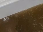 У жителей Каменска из кранов потекла грязная вода