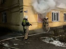 В Миллерово из-за пожара эвакуировали жильцов многоквартирного дома