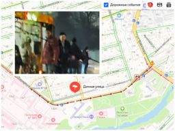 На Дачной в Ростове образовалась пробка из-за ДТП с автобусом