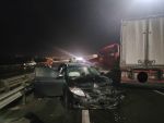 На скользкой трассе под Ростовом столкнулись 11 машин
