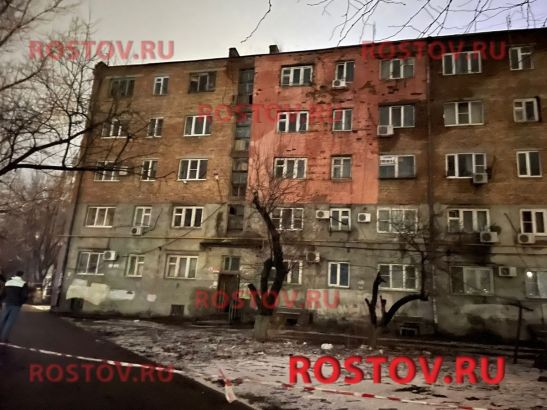 В Ростове из-за обрушения дома на Нариманова ввели режим ЧС