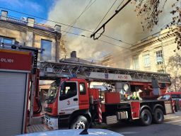 В Ростове на Буденновском произошел пожар в мясном магазине