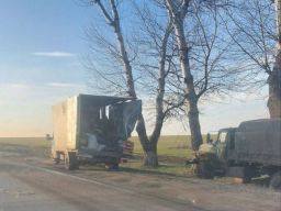 В Ростовской области военный грузовик столкнулся с «ГАЗелью»