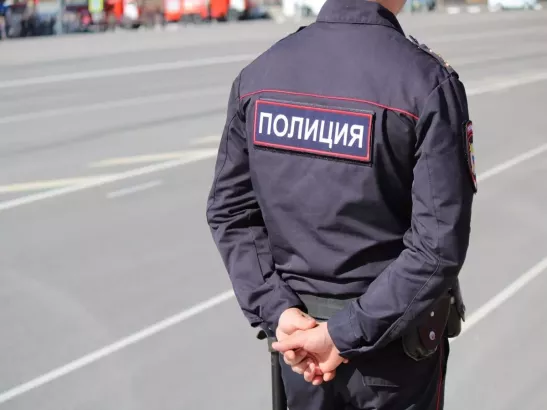 В Ростове возле торговых центров усилили охрану