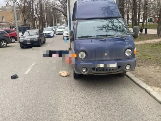 Пенсионера из Ростовской области насмерть сбил водитель грузовика в Ставрополе