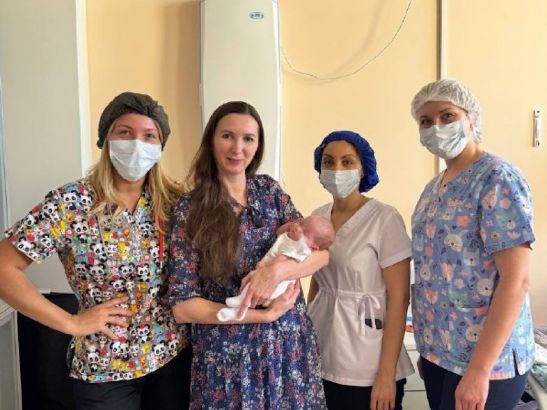 В Ростовском перинатальном центре спасли жизнь новорожденной с весом 650 грамм
