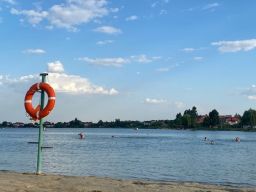 Более 3 млн рублей потратят на содержание пляжа на Зеленом острове в Ростове