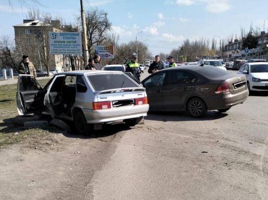 Пассажир ВАЗа пострадал в ДТП в Шахтах