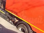 В Ростове под грузовиком провалился асфальт