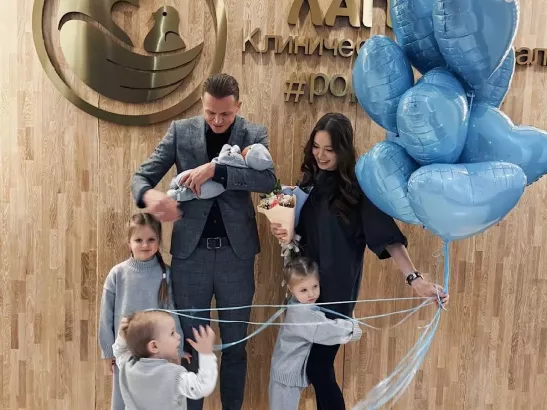 Дмитрий Тарасов и Анастасия Костенко раскрыли имя младшего сына